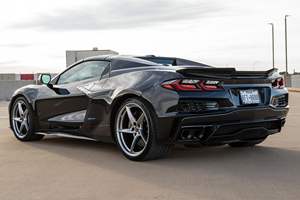 Neatly 2025 Chevrolet Corvette E-Ray Cabriolet 2LZ Plus Sans Accident Conduite à Gauche/Droite - Product Image 3