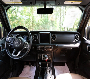 Véhicule utilitaire SUV compact 4x4 tout-terrain 2024 d'occasion vérifié, moteur essence 2.0L/3.6L, toit amovible, conduite à gauche - Product Image 2