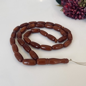 Ancien chapelet islamique en ambre baltique allemand, 33 perles, ambre baltique naturel - Product Image 1