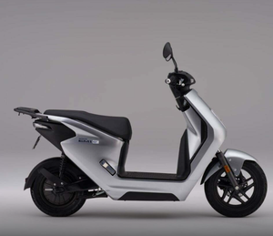 100 % REMISE Nouveau Scooter Moto Électrique Em1E 1 Vitesse 2026 Disponible à la Vente - Product Image 3