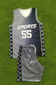 Uniforme de basket-ball unisexe personnalisable de haute qualité, ensemble grande taille et respirant, maillot de basket-ball imprimé d'été - Product Image 4