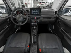 ZUZUKl JEMMY 4 2025, SUV Automático Turbo, Asientos de Cuero, Neumáticos R18, Portaequipajes de Aluminio, Interior Oscuro, Motor de Gasolina, Panorámico - Product Image 6