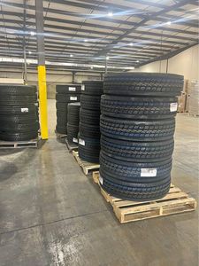 ยางรถบรรทุกอคติการสึกหรอสูง11R24.5ได้รับการออกแบบมาสำหรับรถบรรทุกที่มีน้ำหนักเบาสภาพใหม่ - Product Image 3