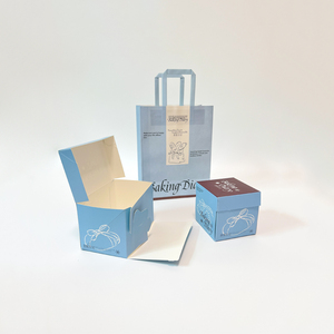 Nouvelle Offre 2025 : Boîte à Gâteau Bleue 8x8x4 Pouces avec Couvercle, Qualité Alimentaire, pour Anniversaires, Mariages, Boulangeries, Emballage Mat Laminé, Gaufrage, Sushi - Product Image 1