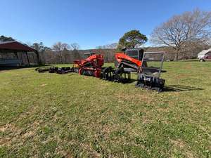 Kubota Skid Steer <b>Loader</b> With Attachments Red Crawler Type 1 Year Warranty High Efficiency - Product Image 4