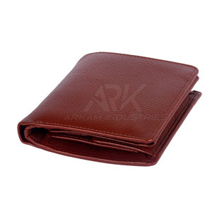 Cartera de cuero de lujo para hombre, tamaño de bolsillo, para guardar efectivo y tarjetas. - Product Image 5