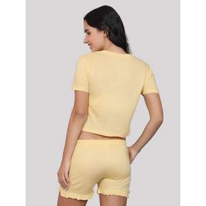 Conjunto de Pantalones Cortos Evolve para Mujer, Súper Suaves y Cómodos, 100% Algodón, con Camiseta de Cuello Redondo y Manga Corta, Bolsillos, Tela Jersey, Amarillo - Product Image 4