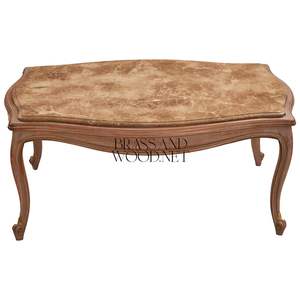 Mesa de Centro Ovalada de Lujo con Tapa de Mármol Marrón Natural y Patas Cabriolé de Madera Talladas a Mano para Decoración Clásica de Sala de Estar - Product Image 1