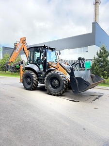 Chargeuse-pelleteuse Case 695ST, équipement de construction compact et robuste, moteur diesel d'origine d'occasion de haute qualité - Product Image 1