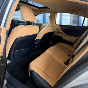 Lexus ES 2023 Usado, Sedán de Lujo Automático con Volante a la Izquierda en Venta - Product Image 6