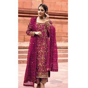 Glamuroso Salwar Kameez paquistaní en tela Georgette con impresionantes adornos para bodas y fiestas a los mejores precios - Product Image 1