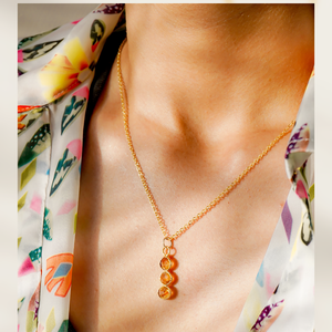 Colgante chapado en oro con múltiples piedras preciosas con bisel facetado citrino collar antideslustre joyería para compromiso suministro a granel al por mayor - Product Image 1