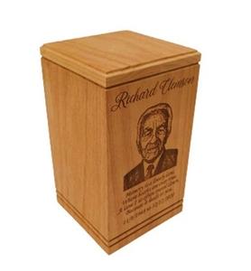 Urne en bois de crémation personnalisée pour cendres humaines Photo gravée célébration de la vie mémorial funéraire urne humaine - Product Image 1