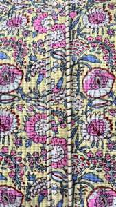 Bolso de hombro de algodón indio suave hecho a mano, bolso acolchado con estampado de arcoíris para viajes diarios, cierre abierto de moda con decoración de cadenas - Product Image 3