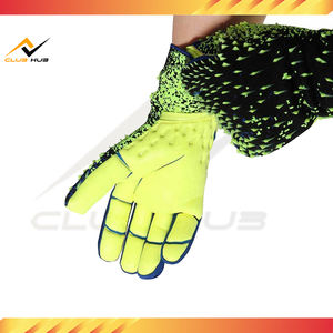 Équipement de football professionnel Gants de gardien de but en cuir personnalisés avec protection des doigts pour une utilisation en salle de sport Unisexe Haute qualité - Product Image 5