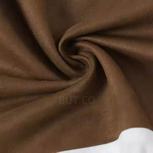 T-shirt pour homme coupe ajustée 100% coton Matériau durable et vêtements et vêtements confortables - Product Image 6