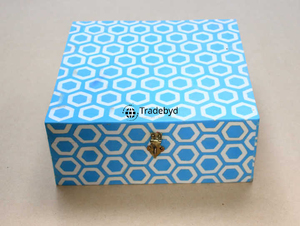 Caja con incrustaciones de resina de diseñador para exhibición de Joyas en boutiques Almacenamiento hecho a mano Luxury Feel de Tradebyd - Product Image 3