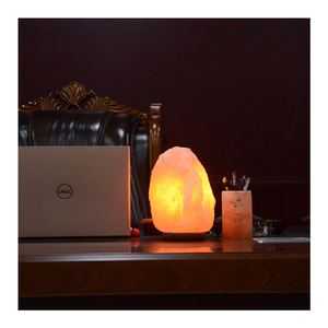Venta al por mayor de sal del Himalaya lámpara tallada a mano 2025 artesanías naturales interruptor de atenuación para la iluminación del hogar regalo de cumpleaños decoración servicio OEM - Product Image 5