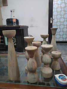 Candelabro Redondo de Madera para Decoración del Hogar, Hecho a Mano para Acción de Gracias por CRAFTS GALORE - Product Image 2