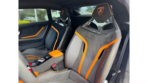 Lamborghini Huracán Tecnica Coupé RWD 2024 Usado en Buenas Condiciones, Certificado y Limpio - Product Image 4