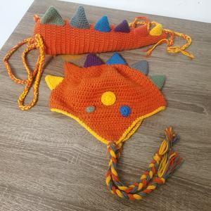 Gorro de Dinosaurio de Ganchillo Personalizable con Cola y Capucha, Accesorio con Banda de Algodón para Bebés y Adultos, Uso Diario Informal - Product Image 2