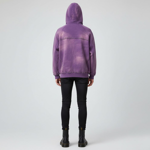 Sudadera con capucha de estilo urbano oversize con efecto desgastado personalizado, de alta calidad y aspecto premium, para uso casual o urbano, unisex. - Product Image 6