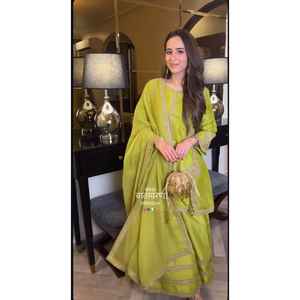 Hermosas lentejuelas de seda Chinon Zari Work Palazzo Set con Top Modern Reversible Salwar Kameez para ocasiones de fiesta - Product Image 1