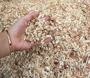 Copeaux de bois de qualité supérieure du Vietnam, matériau combustible naturel pour le barbecue, le fumage, l'énergie et l'usage industriel |   Mme Lily Ngo - Product Image 4