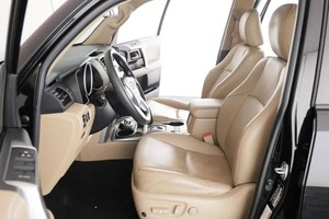FAST S-elling 2013 T-O-Yo-TA-4R-unn-er SR-5 4x4 - Product Image 3