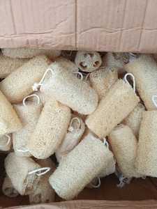 Esponjas de fibra de lufa vietnamita premium, redondas, secas, venta al por mayor directamente de fábrica, aptas para múltiples usos de limpieza - Product Image 6