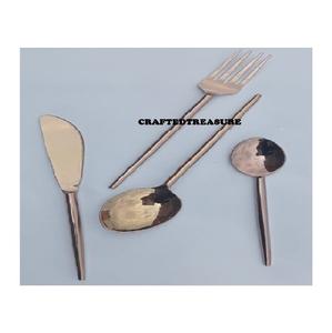 Ensemble de couverts en acier inoxydable à long manche Meilleur design pour le dîner à l'hôtel Utilisation de la vaisselle Cuillère de produit de luxe en acier miroir - Product Image 1