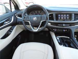 Increíble limpieza perfectamente usado 2023 B-u-i-c-k Enclave Essence AWD - Product Image 4