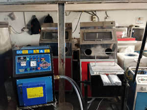 Four de fusion à induction à tête inclinable robuste pour or, argent, cuivre et autres alliages avec unité de refroidissement-Outils et équipement de bijouterie - Product Image 3