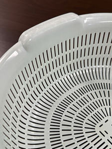 Hot Selling Round Plastic Fruit and Vegetable Drainage Basket Kitchen <b>Strainer</b> for Home Use - Product Image 4