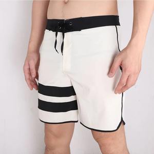 กางเกงขาสั้นชายหาดสำหรับผู้ชายกางเกงขาสั้นโต้คลื่นแห้งเร็วกางเกงขาสั้นเล่นเซิร์ฟ4ทาง - Product Image 6