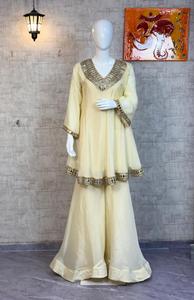Traje Sharara de Seda Chinnon de Calidad Excepcional con Dupatta para Bodas y Festividades, Top Palazzo para Venta de Exportación - Product Image 5