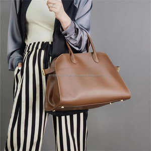 Sac fourre-tout en cuir véritable marron pour femme ALBORZ avec logo personnalisé - 15 pouces, voyage, usage extérieur, toutes saisons, cadeau élégant - Product Image 5