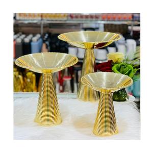 Serveur de chocolat couleur argent en acier inoxydable de forme ovale de conception fabuleuse avec un serveur de noix de bonne qualité par Home Arts - Product Image 5