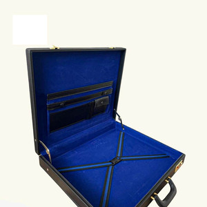 Étui pour tablier maçonnique en cuir véritable de haute qualité, OEM/ODM, pliable, avec doublure en nylon IP67, capacité 5L, garantie 3 ans - Product Image 3