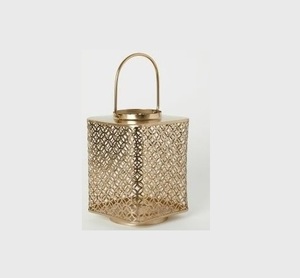 Farol de Ramadán de Metal de Inspiración Marroquí con Trabajos de Corte Artísticos que Ofrecen una Iluminación Decorativa Brillante - Product Image 4