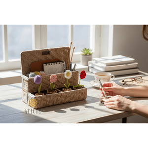 Boîte de rangement décorative en jute et coton tissée à la main de 12 x 6 x 10 pouces pour le salon - Product Image 1