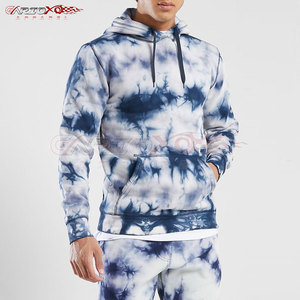Sudadera con capucha básica para hombre con diseño Tie Dye y bolsillo frontal para todos los días Street Style Fashionable Basics Tie Dye Hoodie - Product Image 4