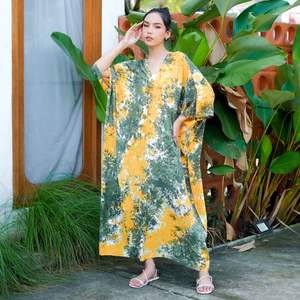 Caftan en rayonne Abaya pour femme Robe longue à la mode islamique avec un flux élégant, parfait pour l'Aïd et un usage décontracté - Product Image 2