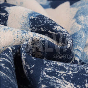 Vente en ligne de sweats surdimensionnés pour hommes personnalisés hiver épais coton mélangé sublimation motif solide pour le confort et le style - Product Image 5