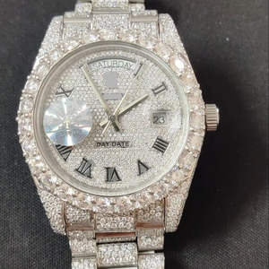 Montre unisexe de luxe en moissanite VVS, entièrement sertie de diamants, étanche, bracelet en acier inoxydable, affichage analogique 41 mm, style sportif, fabrication d'usine - Product Image 1