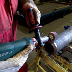 Amoladora Eléctrica Industrial de 8.5 Amperios y 950 Vatios con Velocidad Variable de 2500-8700 RPM y Alto Torque para Aplicaciones de Pulido - Product Image 3