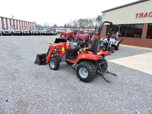 รถแทรกเตอร์ขนาดเล็ก Massey Ferguson GC1725M 70 แรงม้า ขับเคลื่อน 4 ล้อ สภาพใช้งานมาแล้ว พร้อมเกียร์และเครื่องยนต์ มีสินค้าในสต็อก จัดส่งรวดเร็ว ขาย - Product Image 6