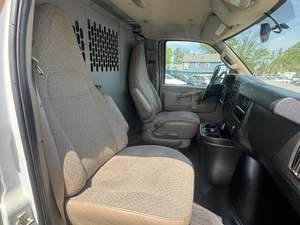 รถเชฟโรเลต เอ็กซ์เพรส คาร์โก้ 2500 ขับเคลื่อนล้อหลัง ปี 2021 มือสอง พวงมาลัยซ้าย/ขวา - Product Image 4