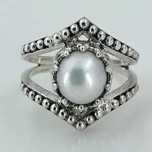 Navya Craft Handmade 925 Sterling <b>Silver</b> Freshwater Pearl <b>Statement</b> <b>Ring</b> Boho June Birthstone Jewelry with Sizes 4 13 for Women - Product Image 2