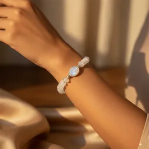 Pulsera de Cuentas de Diamantes Blancos para Mujer, Joyería de Plata de Ley Moderna con Forma de Bola, Letra y Corazón, Bañada en Rodio - Product Image 1